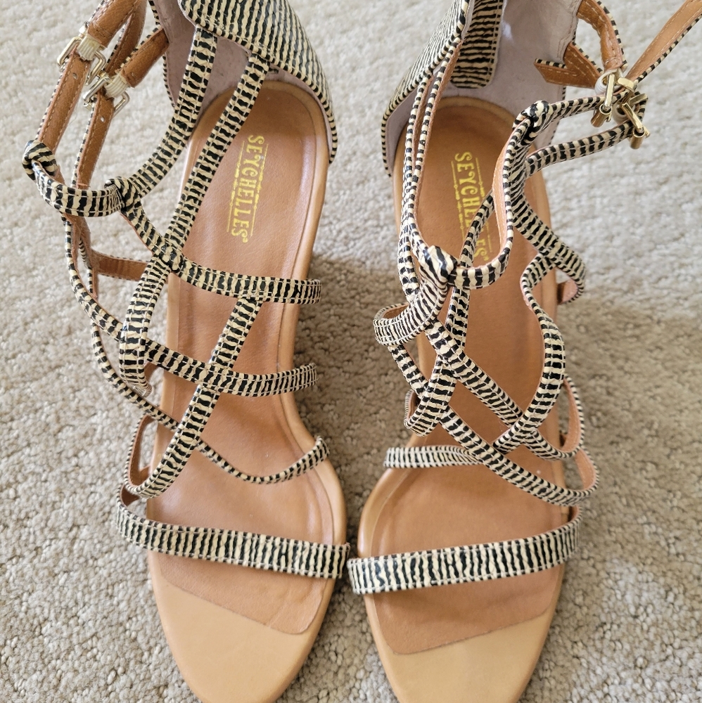 ⚠️‼️BDAY SALE‼️⚠️ 👡 Seychelles Strappy Heels/Sandals sz 8